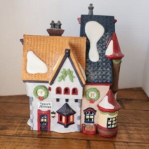 TASSY'S MITTENS & HASSEL'S WOOLIES North Pole Series Department 56